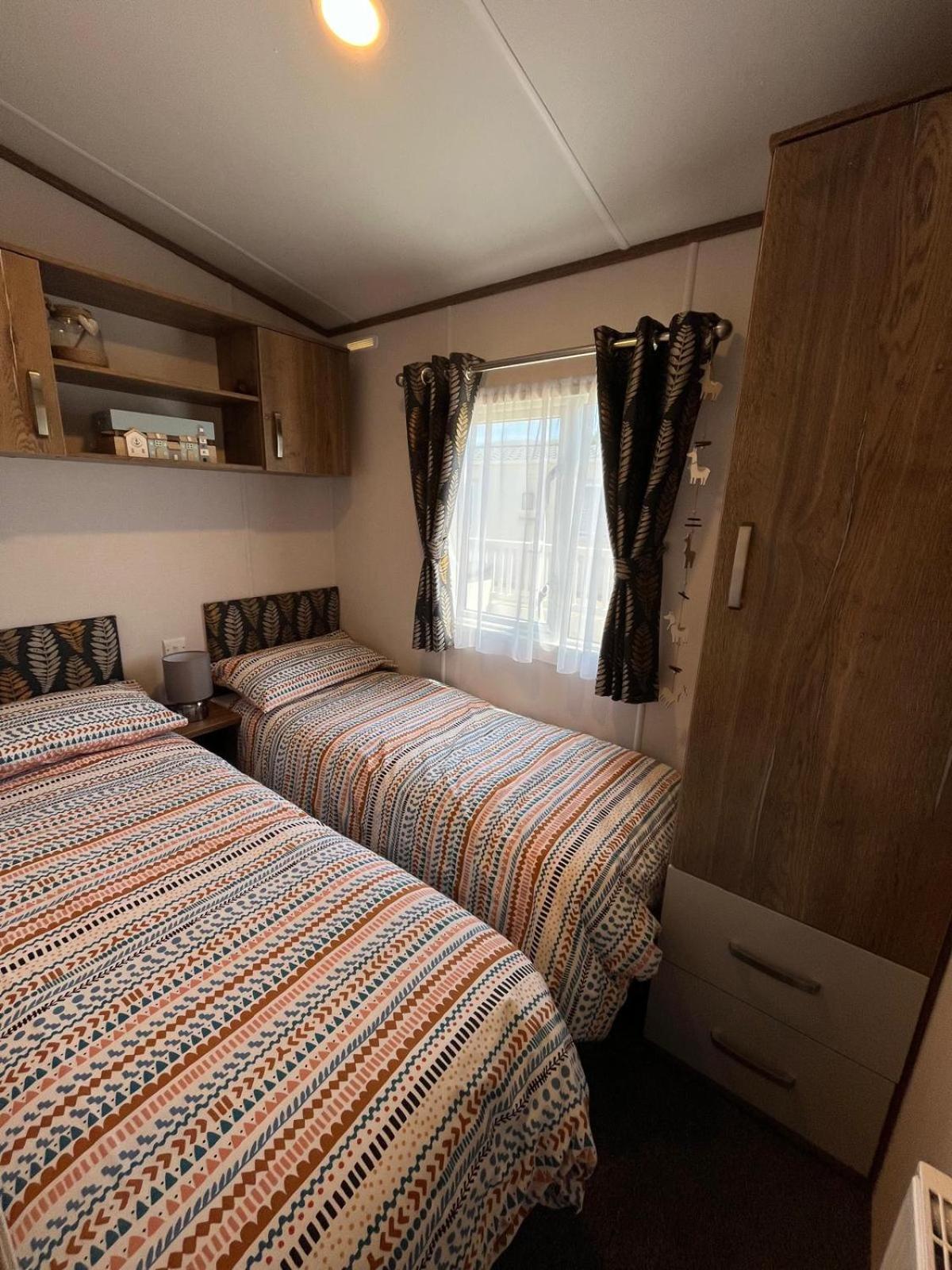 Visma Caravan Llanddwywe المظهر الخارجي الصورة
