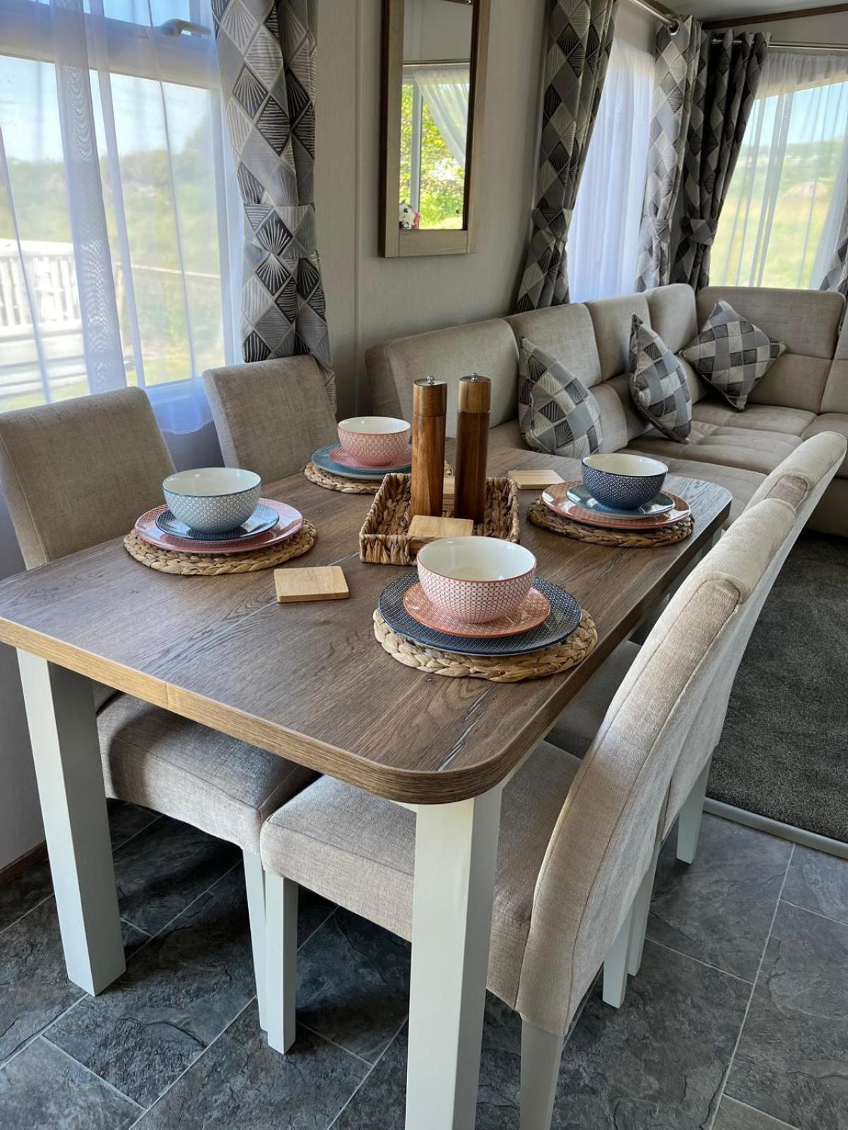 Visma Caravan Llanddwywe المظهر الخارجي الصورة