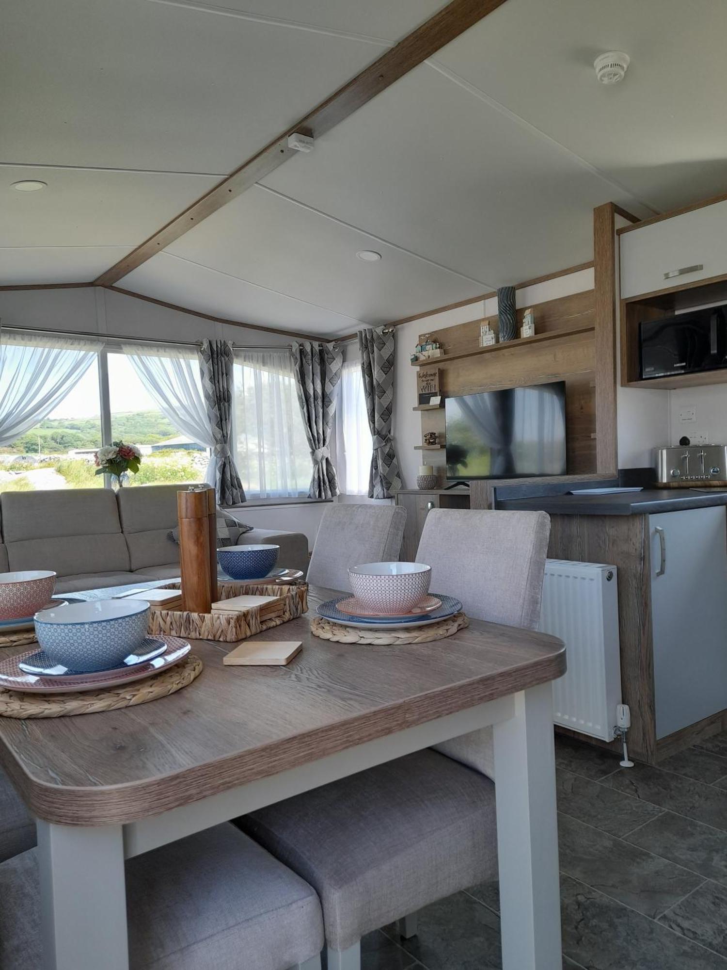 Visma Caravan Llanddwywe المظهر الخارجي الصورة